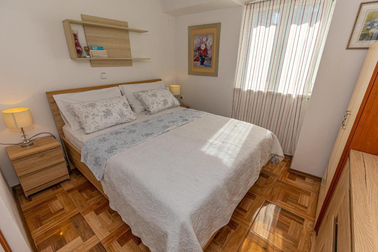 Apartments Lapis ยาดราโนโว ภายนอก รูปภาพ