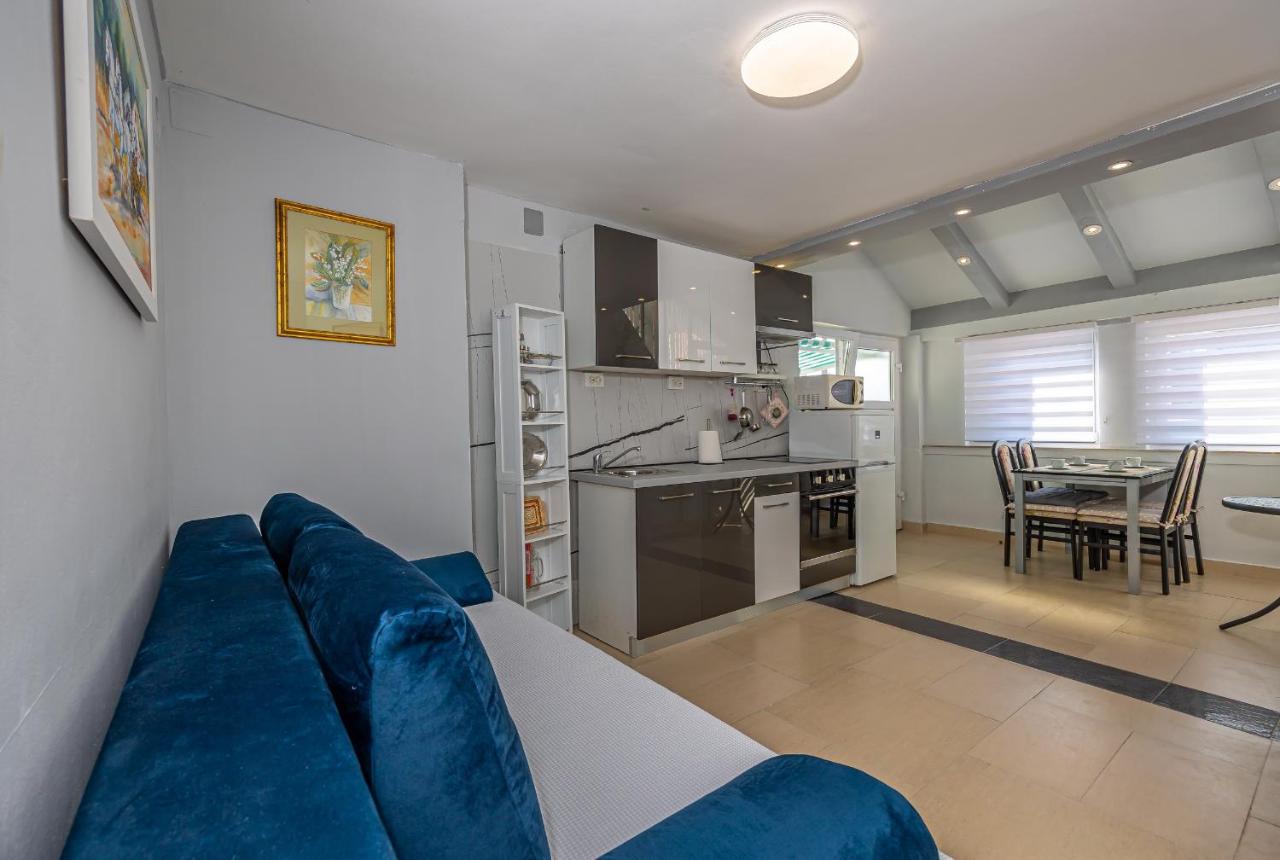Apartments Lapis ยาดราโนโว ภายนอก รูปภาพ