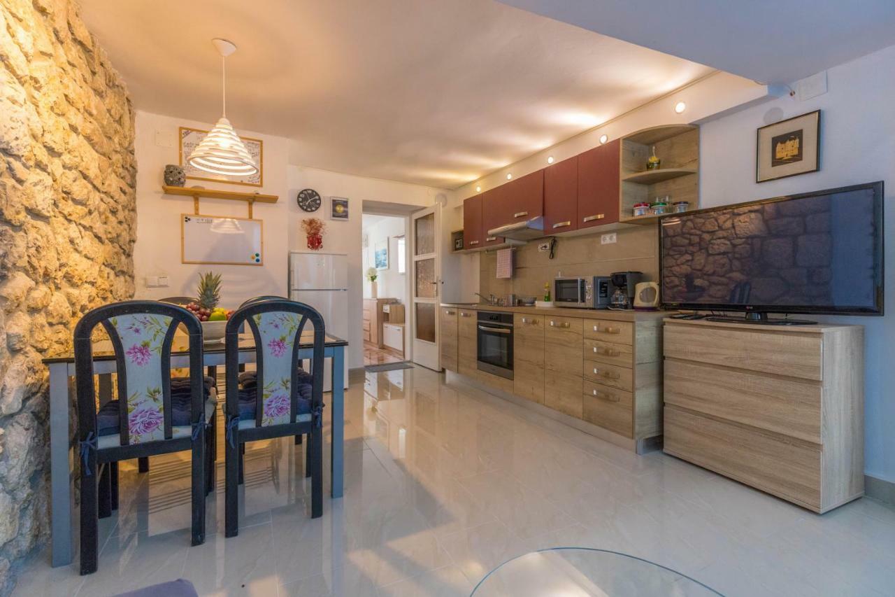 Apartments Lapis ยาดราโนโว ภายนอก รูปภาพ