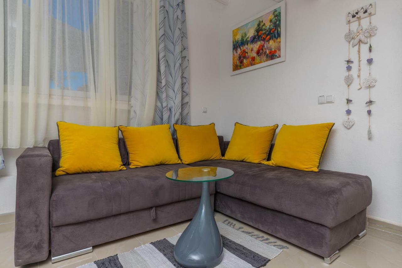 Apartments Lapis ยาดราโนโว ภายนอก รูปภาพ